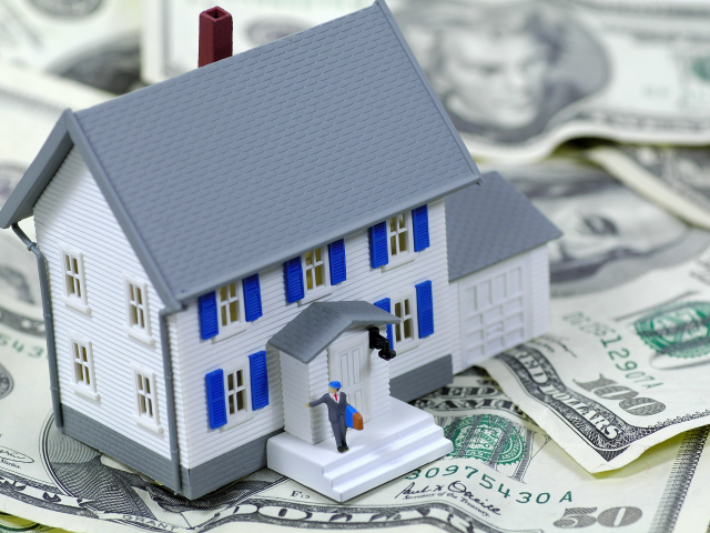 playhouse and money